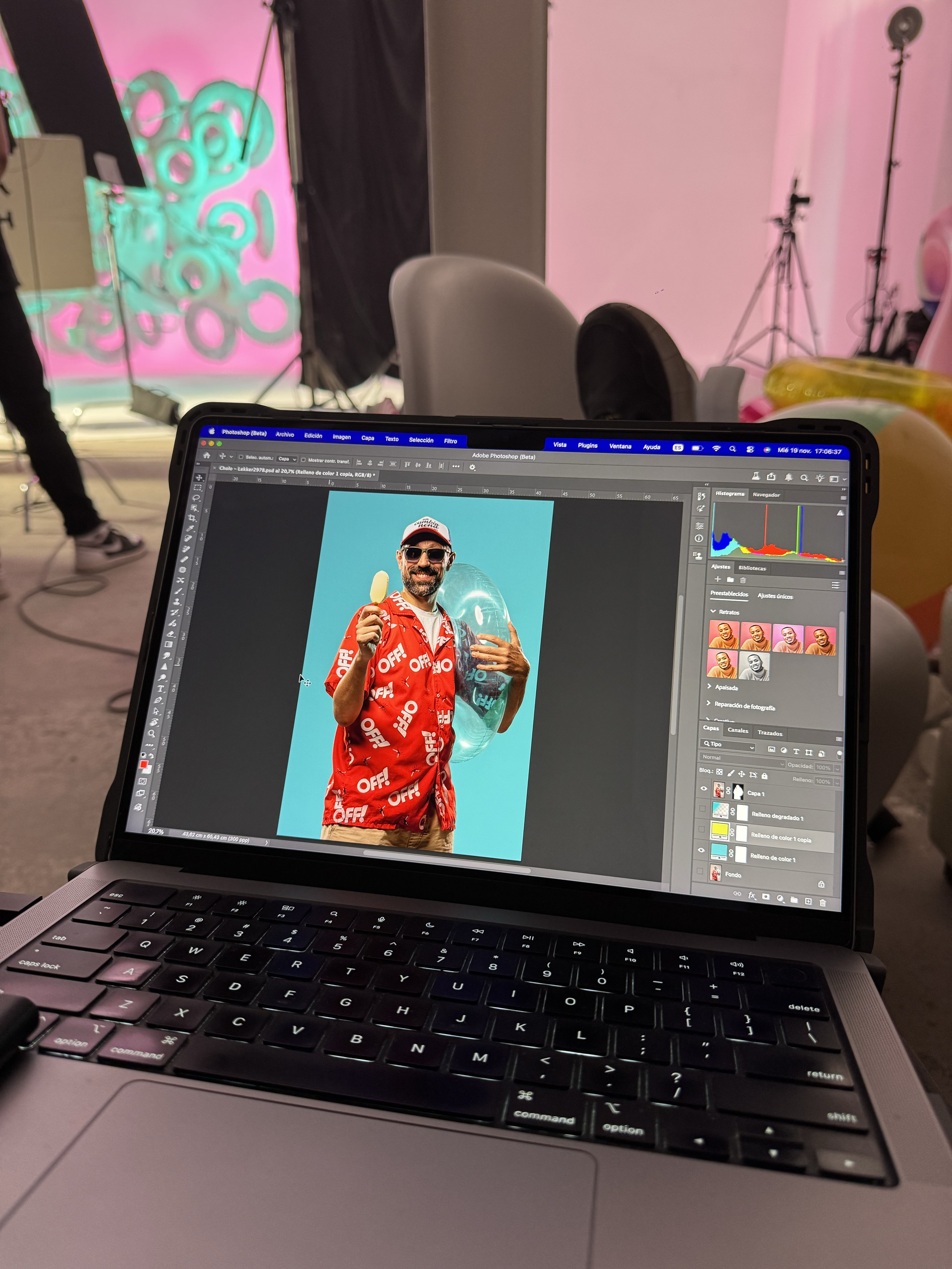 Backstage 03